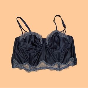 ☁️ SOLD ☁️ Victoria’s Secret Bralette